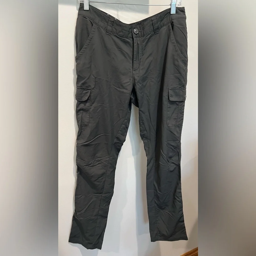 Women’s Columbia Omni-Wick Advanced Repellent Gray Cargo Activewear Pants - Picture 1 of 13